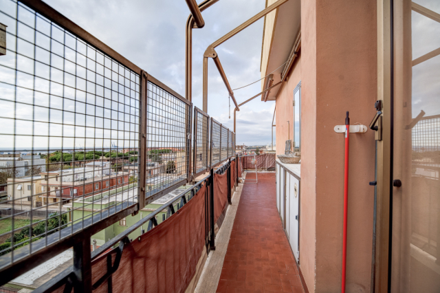 Appartamento ristrutturato vista mare 12