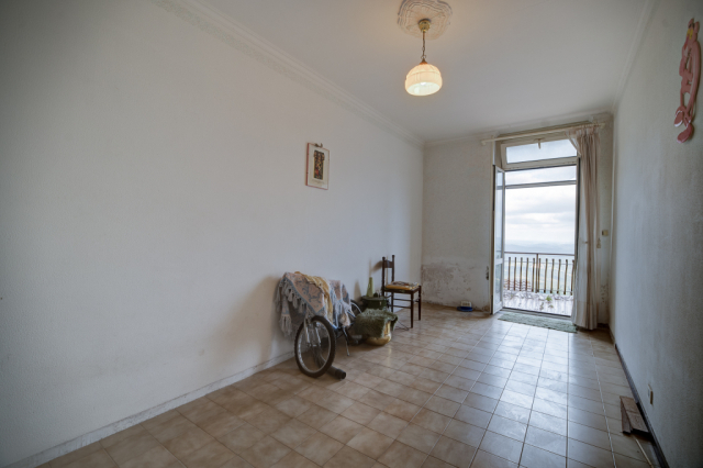Appartamento con terrazzo vista Rocca 27