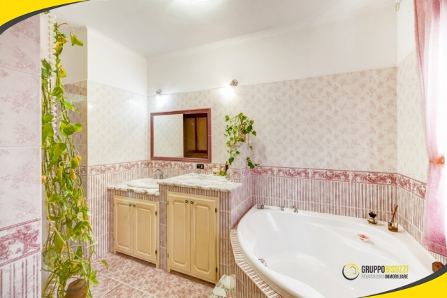 Villa Indipendente con giardino e dependance 15