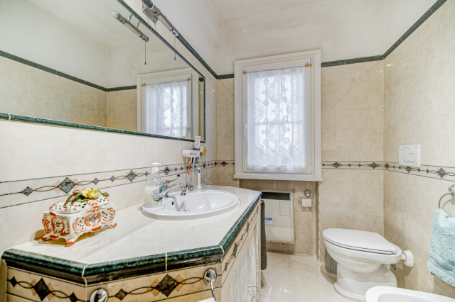 Villa a schiera a San Gordiano con garage 20