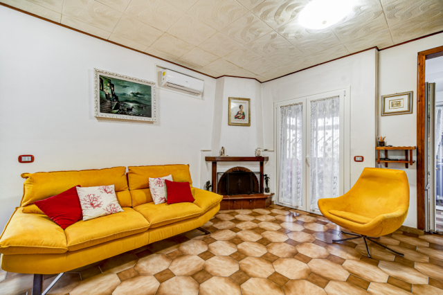 Villa a schiera a San Gordiano con garage 22
