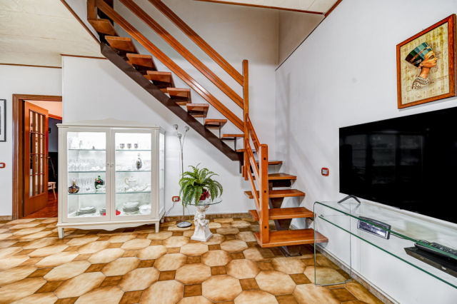 Villa a schiera a San Gordiano con garage 25