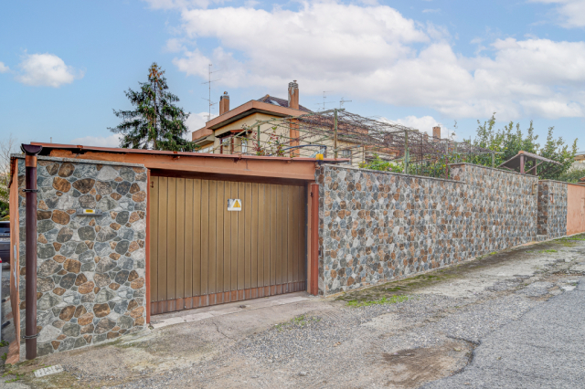 Villa a schiera a San Gordiano con garage 2