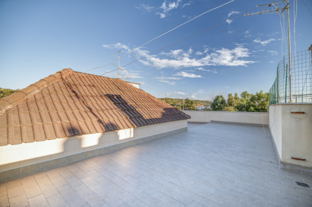 Villa a schiera a San Gordiano con garage 30