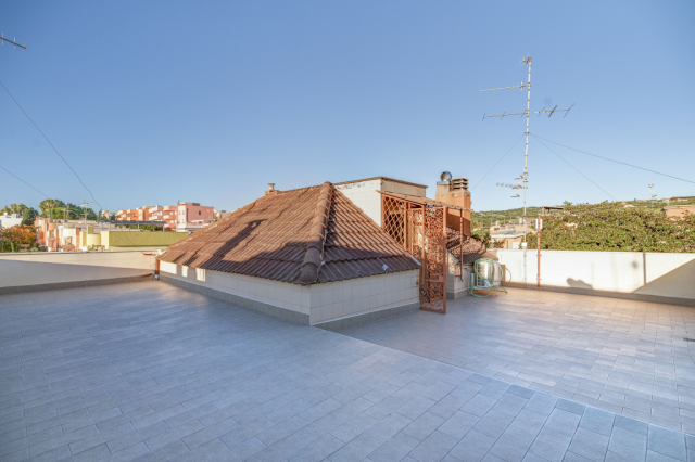Villa a schiera a San Gordiano con garage 35