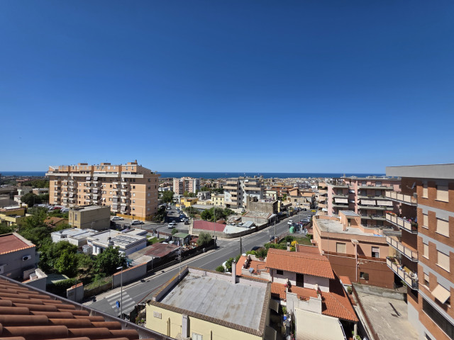 Bilocale Panoramico con Terrazzino Vista Mare 6